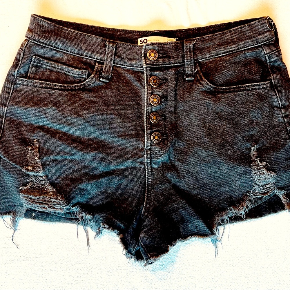 SO Black Cutoff Shorts Women 11/30W Stretch Raw Edge Fray Hem Denim Jeans